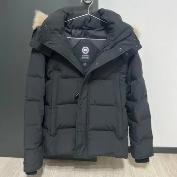 새상품급 Canada Goose 윈덤 파카 블랙 다운 자켓