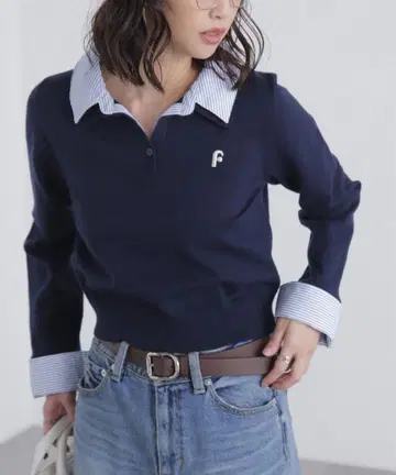 프리즈마트 카라 부착 레이어드 스타일 폴로 니트