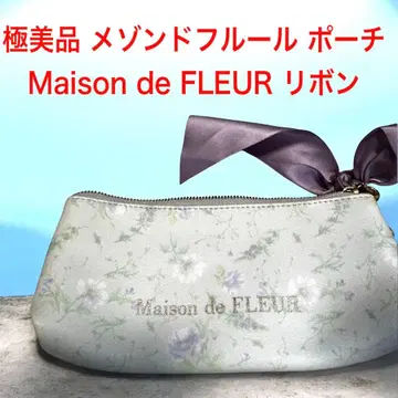 컨디션 최상 Maison de FLEUR 메종 드 플뢰르 빅 리본 파우치