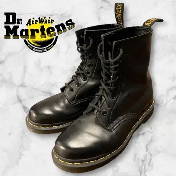 새상품급 Dr. Martens 블랙 부츠