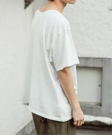 미사용 새상품 HERILL / 헤릴 더블 L 티셔츠