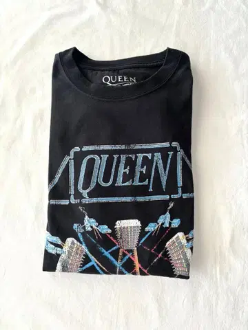 새상품급 QUEEN 프린트T셔츠 락T 빅T