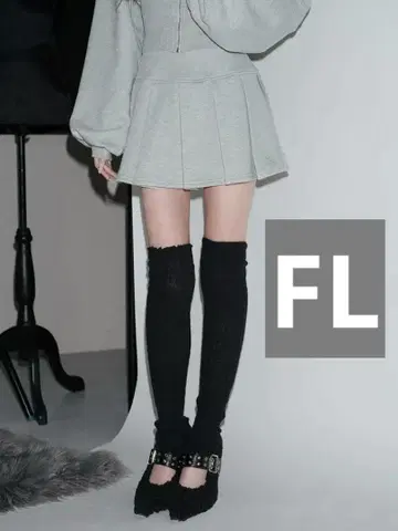 Darich 컬러 라메 맨투맨 플리츠 미니 스커트 그레이 FL