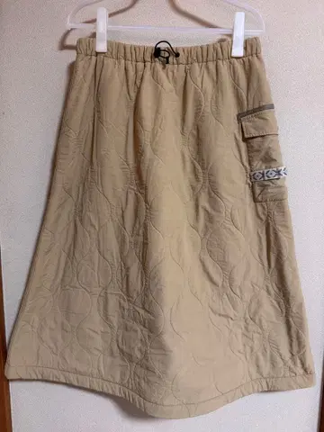 컬럼비아 옴니쉴드 퀼팅 안감 플리스 스커트 베이지 L 사이즈