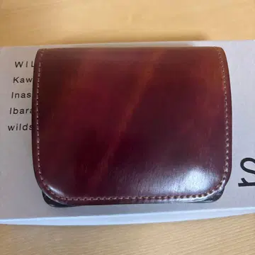 와일드 스완스 CASA 마블 울트라 바이올렛