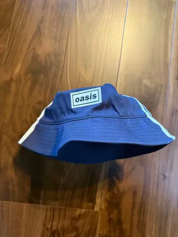아디다스 x 오아시스 버킷햇