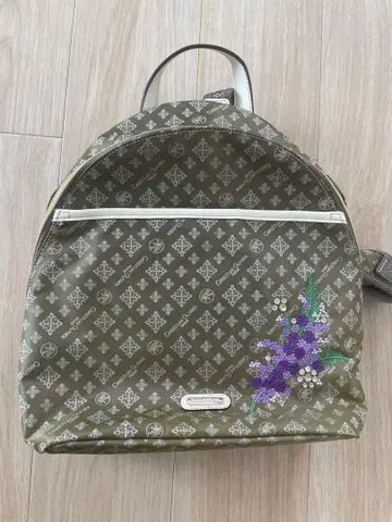 크리스찬 올리비에 자수 백팩