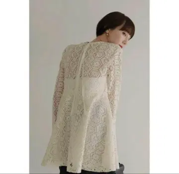 louren russel lace peplum blouse