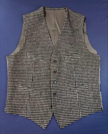 [ 새상품급 ] STRASBURGO 울 베스트 사이즈 50