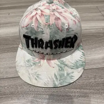 THRASHER 플로럴 캡 스냅백