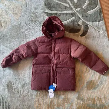 BEAMS 후드 부착 버건디 다운 자켓 750FP
