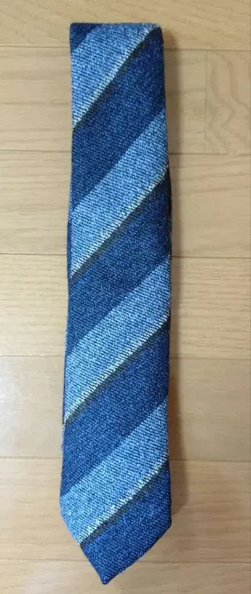 드레익스 울 타이