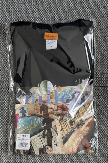 milet 미레이 FC 한정판 T셔츠