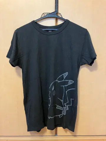 포켓몬 센터 피카츄 T셔츠 S 사이즈 블랙