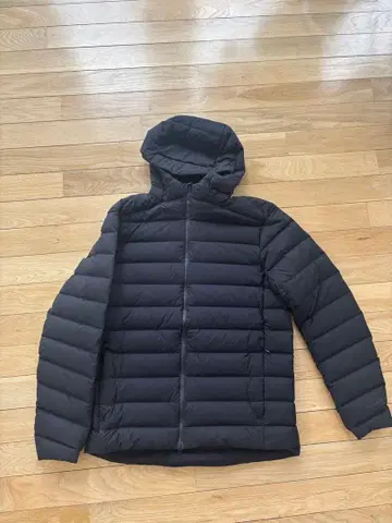 LULULEMON 후드 부착 다운 자켓 블랙