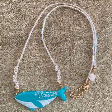 Hal-mono 고래 목걸이