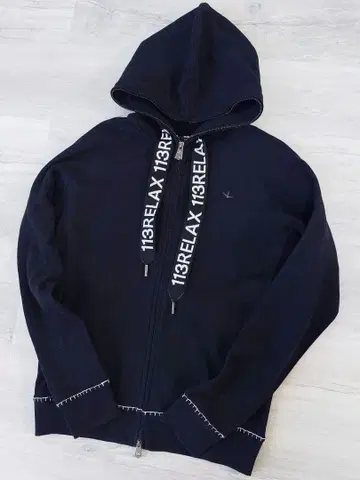 새상품 M 사이즈 스핀들 로고 후드티 우노피우노우과레토레 릴랙스