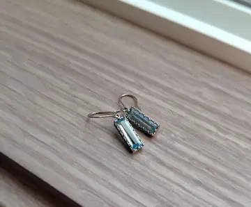 일본제 K10 아쿠아 마린 바게트컷 귀걸이 10금 시착만 한 상품