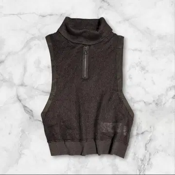 유로 구제 의류 Mado et les Autres 트라이앵글 참 모헤어