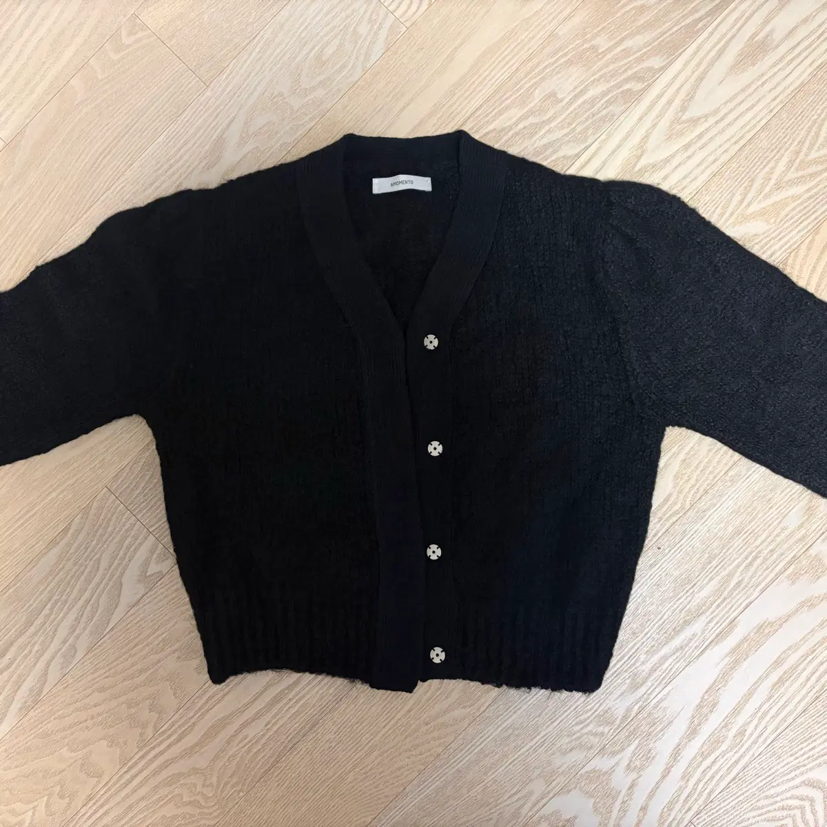 Amomento Grandpa Cardigan L #가디건,#아모멘토가디건,#아모멘토 on 