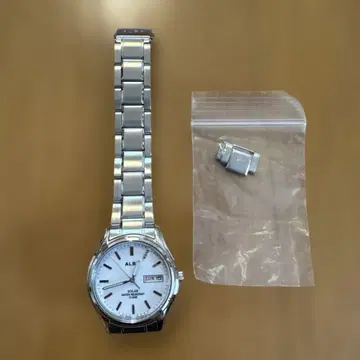 SEIKO ALBA 쿼츠 손목시계 실버 작동품 팔 둘레 18.5mm