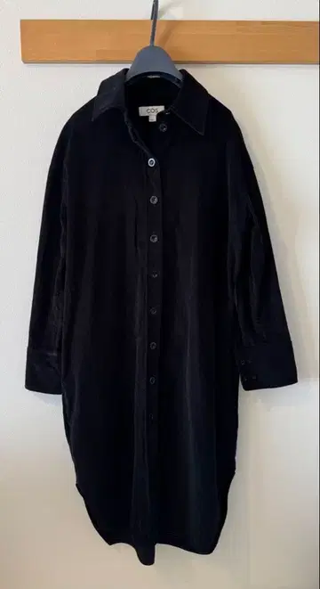 COS 코듀로이 셔츠 원피스