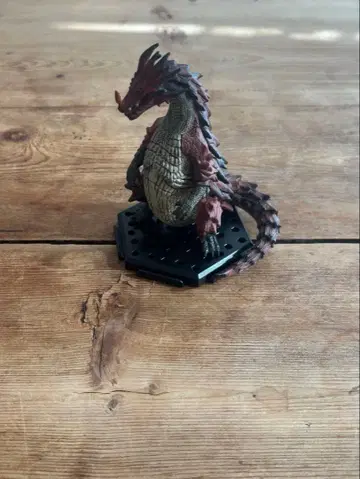 몬헌 캡콤 피규어빌더 라오샨롱 피규어