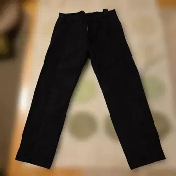 COS 블랙 백스킨 레더 슬랙스 EUR 50