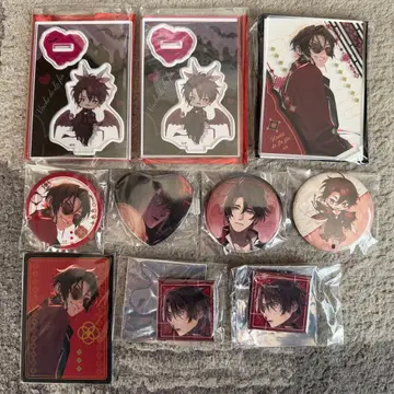 아돌프 아크릴 스탠드 캔뱃지 세트