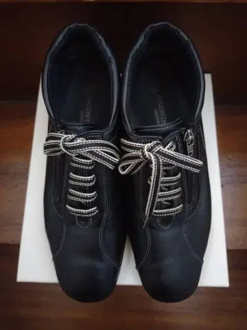 [ No.881 ] SALON DE GRES 여성용 스니커즈 23cm