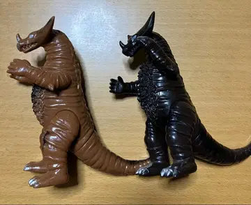 1983 각인 JAPAN 구 울트라 괴수 시리즈 고모라 2체