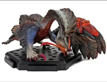 [ 배송비 포함 당일 발송 ] 몬스터 헌터 몬헌 오로미도로 아종 피규어