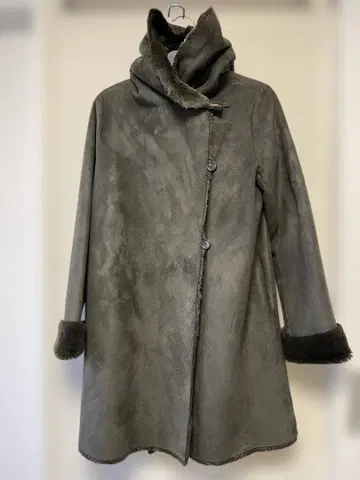 어반 리서치 로쏘 페이크 무스탕 후드 코트