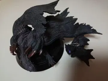 몬헌 고아마가라 피규어