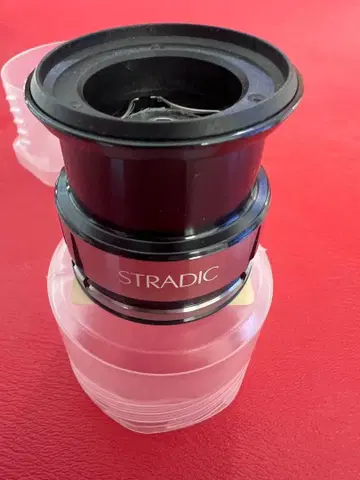 SHIMANO STRADIC 2500SHG 스풀