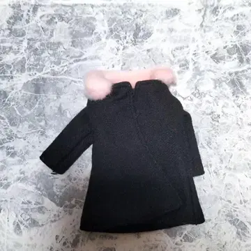 새상품 리카짱 인형의 핑크 퍼 코트 블랙 타카라토미