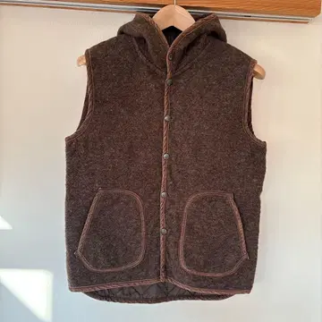 Balmoral Ascot 퀼팅 베스트