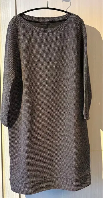 COS 그레이 7부 소매 상의