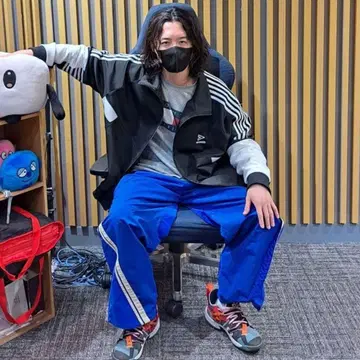 DISCOVERED TRACK BLOUSON 키타니 타츠야 착용