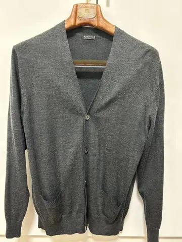 고타이리쿠 그레이 울 가디건 버튼 포함 L