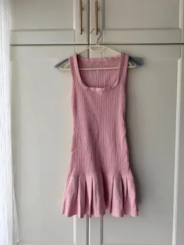 핑크 슬리브리스 미니 원피스