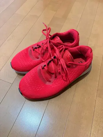 언더아머 러닝화 28cm/빨간색