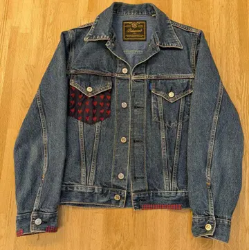 [ M사이즈 ] Bohemians 데님 자켓 하트 무늬