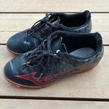 미즈노 키즈용 축구화 22cm