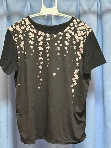 gouk 사무라이 벚꽃눈 티셔츠 & 가디건풍