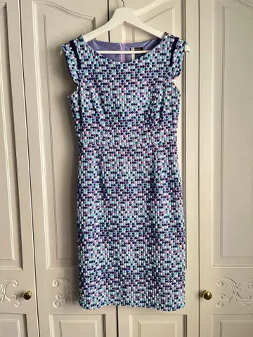 TOCCA 자수 도트 슬리브리스 무릎 기장 원피스