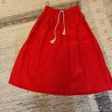 forte_forte 빨간색 플레어 스커트 린넨