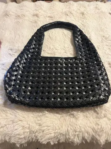 Accentual 블랙 뜨개질 핸드백