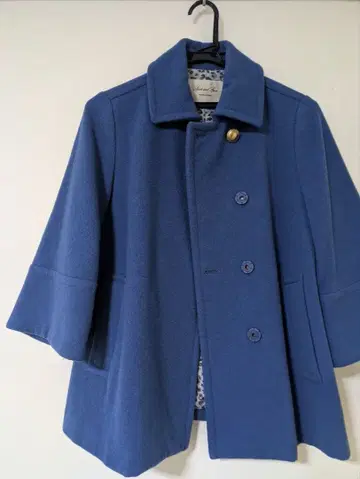 Spick and Span 파란색 플레어 슬리브 코트