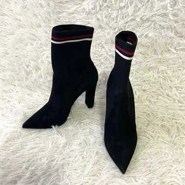 새상품급 다이애나 숏부츠 니트 스웨이드 스틸레토 블랙 23.5